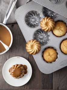 甜味烘焙產(chǎn)品百科 面包與蛋糕的經(jīng)典制作流程探秘